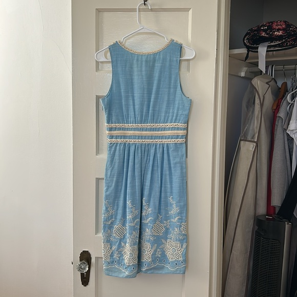 Dress - Picture 2 of 3